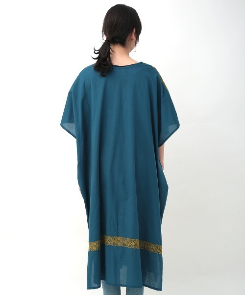 チチカカ(チチカカ)の「ジオメトリック刺繍カーディガン(カーディガン/ボレロ・レディース・マスタード/ブルー/ブラック・FREE)」の16枚目の写真