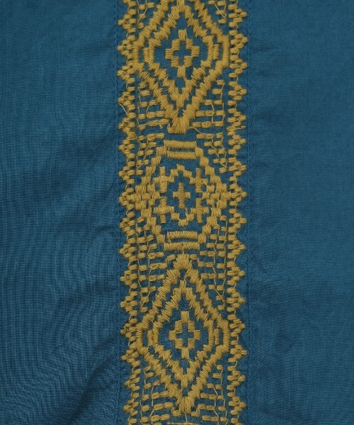 チチカカ(チチカカ)の「ジオメトリック刺繍カーディガン(カーディガン/ボレロ・レディース・マスタード/ブルー/ブラック・FREE)」の21枚目の写真