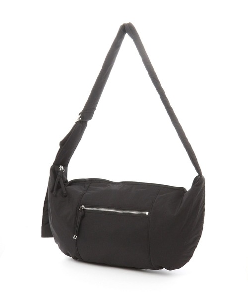 LAKOLE(ラコレ)の「クロワッサンミニショルダーバッグ / 110436(ショルダーバッグ・レディース・ブラック/ライトグレー/カーキ/アイボリー・FREE)」の1枚目の写真