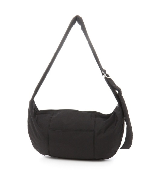 LAKOLE(ラコレ)の「クロワッサンミニショルダーバッグ / 110436(ショルダーバッグ・レディース・ブラック/ライトグレー/カーキ/アイボリー・FREE)」の8枚目の写真