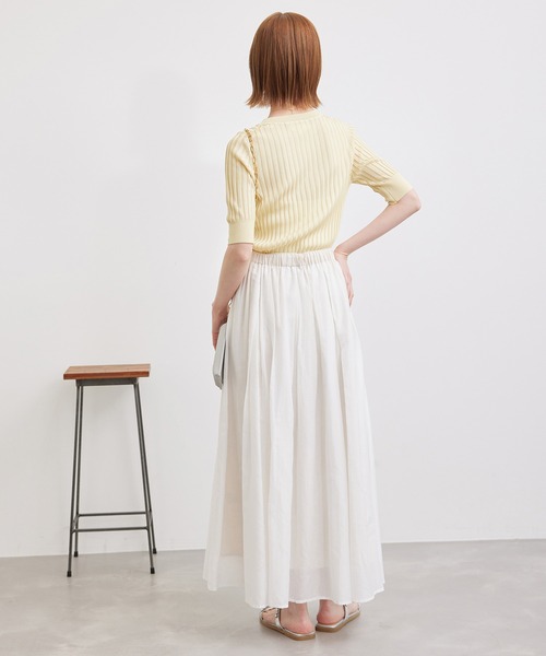 ROPE' PICNIC(ロペピクニック)の「メタルライクヤーンニットプルオーバー(ニット/セーター・レディース・ホワイト/ブラック/クリーム・38)」の13枚目の写真