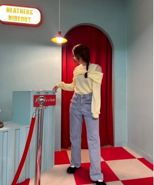 ipugo(イプゴ)の「ipugo/イプゴ 2WAYオフショルリブトップス 秋物 秋服 2026年秋冬(Tシャツ/カットソー・レディース・ピンク/ホワイト/イエロー・FREE)」の4枚目の写真