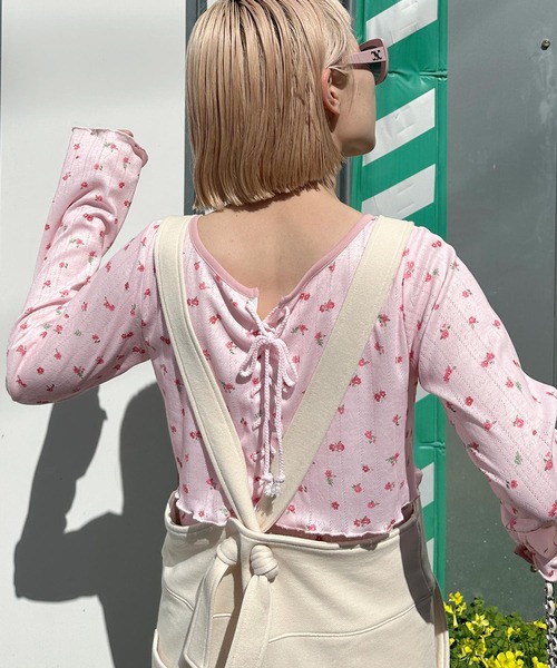 Alley by w closet（アリーバイダブルクローゼット）の「【Alley/SETアイテム】花柄TOPS&裾ピローンキャミ（カーディガン/ボレロ・レディース・イエロー/ピンク/オフホワイト・FREE）」の3枚目の写真