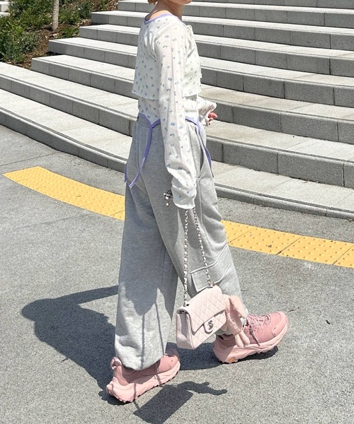 Alley by w closet（アリーバイダブルクローゼット）の「【Alley/SETアイテム】花柄TOPS&裾ピローンキャミ（カーディガン/ボレロ・レディース・イエロー/ピンク/オフホワイト・FREE）」の10枚目の写真