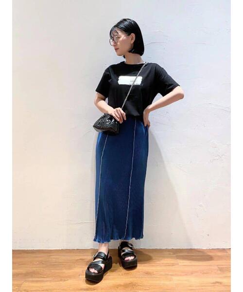 FREE'S MART（フリーズマート）の「配色メローカットソープリーツスカート（スカート・レディース・グレー/ブラック/ブルー・SMALL/MEDIUM）」の12枚目の写真