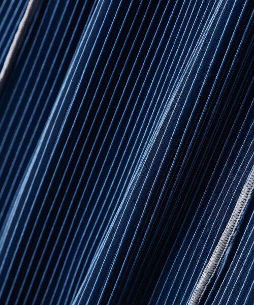 FREE'S MART（フリーズマート）の「配色メローカットソープリーツスカート（スカート・レディース・グレー/ブラック/ブルー・SMALL/MEDIUM）」の21枚目の写真