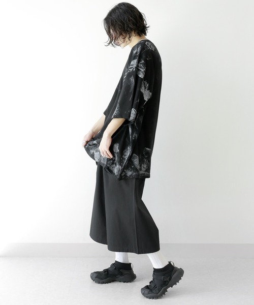 minsobi(ミンソビ)の「ペイントオーバーサイズTシャツ(Tシャツ/カットソー・メンズ・ホワイト/ブラック・FREE)」の18枚目の写真
