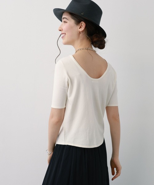 saloon(サルーン)の「SALOON(サルーン)/バックUネックトップス【手洗い可】半袖(Tシャツ/カットソー・レディース・オレンジ/オフホワイト/ブラック・FREE)」の8枚目の写真