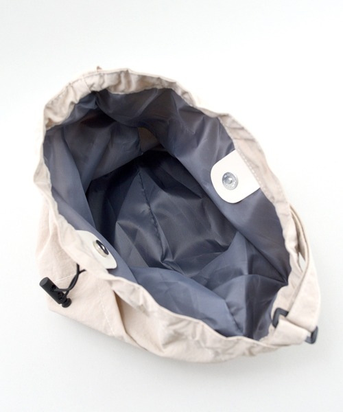 styiro（スタイロ）の「【軽量】フロントポケットクロスボディバッグ/ショルダーバッグ（ショルダーバッグ・レディース・ベージュ/ブラック/ブラウン/カーキ/ピンク・FREE）」の13枚目の写真