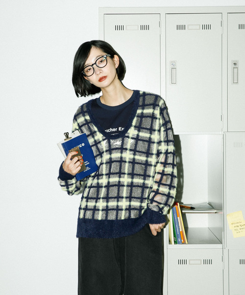 KBF(ケイビーエフ)の「シアーチェックフェザーニット(ニット/セーター・レディース・オレンジ系その他/ブルー系その他/ベージュ系その他/グレー系その他・ONE)」の5枚目の写真