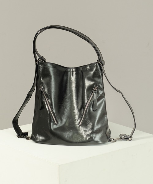 SELLE GLANT(セレグランテ)の「2WAY DESIGN ZIP SHOULDER BAG/2WAYデザインジップバッグ(ショルダーバッグ・メンズ・ブラック/シルバー・ONESIZE)」の10枚目の写真