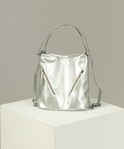 SELLE GLANT(セレグランテ)の「2WAY DESIGN ZIP SHOULDER BAG/2WAYデザインジップバッグ(ショルダーバッグ・メンズ・ブラック/シルバー・ONESIZE)」の6枚目の写真