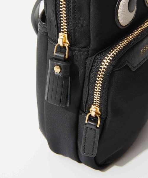 ANYA HINDMARCH（アニヤハインドマーチ）の「ANYA HINDMARCH Recycled Nylon in Black アニヤハインドマーチ アイズ エッセンシャルズ クロスボディ ショルダーバッグ（ショルダーバッグ・レディース・ブラック・FREE）」の6枚目の写真
