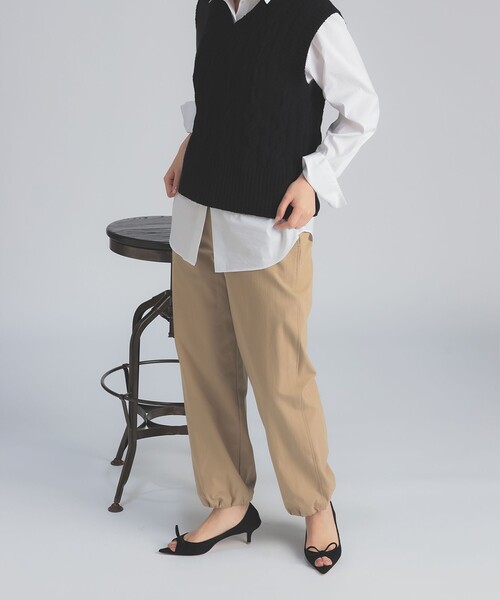 Demi-Luxe BEAMS（デミルクス ビームス）の「コットン ナイロン ツイル ジョガーパンツ（その他パンツ・レディース・ベージュ/ブラック・36/38）」の2枚目の写真