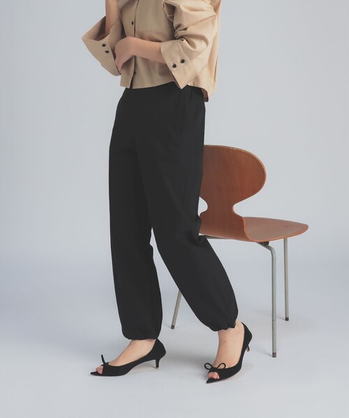 Demi-Luxe BEAMS（デミルクス ビームス）の「コットン ナイロン ツイル ジョガーパンツ（その他パンツ・レディース・ベージュ/ブラック・36/38）」の6枚目の写真