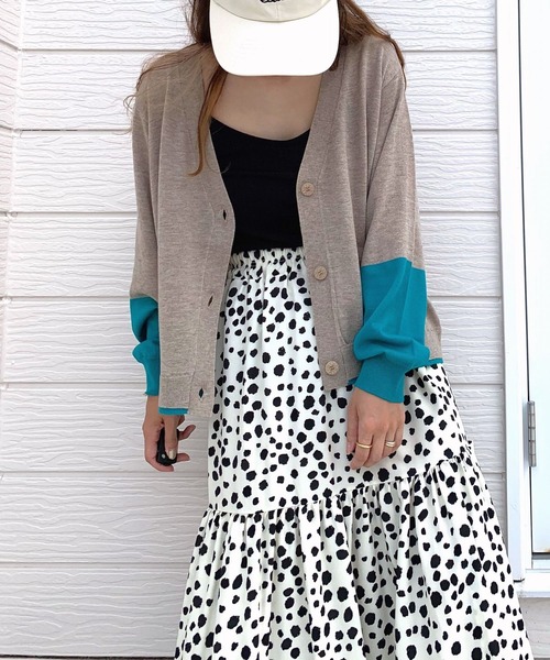 Q（キュー）の「バイカラーBASICカーデ（カーディガン/ボレロ・レディース・ベージュ/ブラック・MEDIUM）」の14枚目の写真