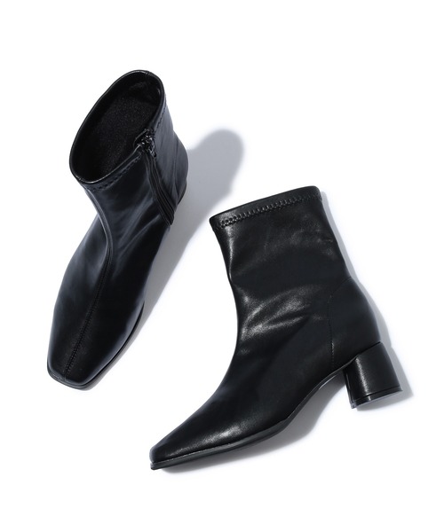 Juze（ジュゼ）の「ストレッチヒールショートブーツ（ブーツ・レディース・オフホワイト/シルバー/ブラック・S/M/L）」の14枚目の写真