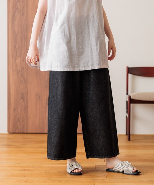 studio CLIP（スタディオクリップ）の「ルーズワイドデニムパンツ[プチ・プラスサイズあり]（デニムパンツ・レディース・ブラック/ライトブルー/インディゴブルー・PF/ﾌﾘｰ(L)/MEDIUM/LARGE/SMALL）」の8枚目の写真