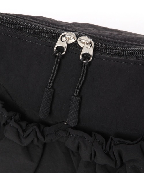 studio CLIP（スタディオクリップ）の「【人間工学に基づいて考えた！】からだよろこぶ クシュショルダー（ショルダーバッグ・レディース・ブラック/ブルー/ライトグリーン/ベージュ・FREE）」の9枚目の写真