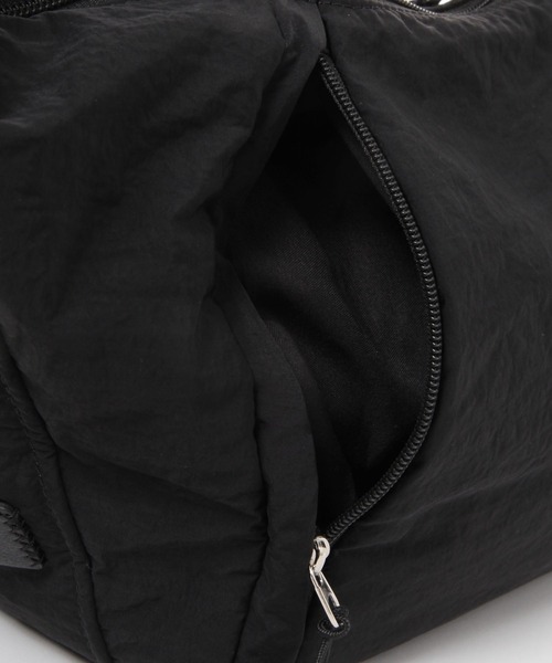 studio CLIP（スタディオクリップ）の「【人間工学に基づいて考えた！】からだよろこぶ クシュショルダー（ショルダーバッグ・レディース・ブラック/ブルー/ライトグリーン/ベージュ・FREE）」の12枚目の写真