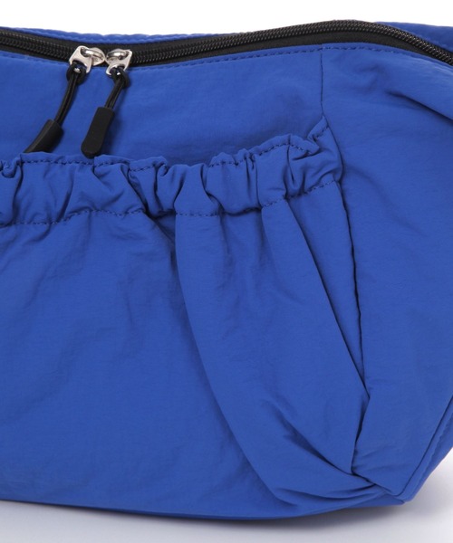 studio CLIP（スタディオクリップ）の「【人間工学に基づいて考えた！】からだよろこぶ クシュショルダー（ショルダーバッグ・レディース・ブラック/ブルー/ライトグリーン/ベージュ・FREE）」の20枚目の写真