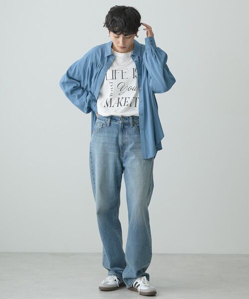 AMERICAN HOLIC(アメリカンホリック)の「バックVギャザーブラウス(シャツ/ブラウス・レディース・ブラック/アイボリー/ブルー・M/L)」の12枚目の写真