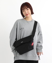 Manhattan Portage | Nylon Messenger Bag JR Back Pocket W/ Divider Magnet(メッセンジャーバッグ)