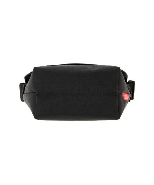 Manhattan Portage(マンハッタンポーテージ)の「Nylon Messenger Bag JR Back Pocket W/ Divider Magnet(メッセンジャーバッグ・メンズ・ブラック・SMALL)」の6枚目の写真
