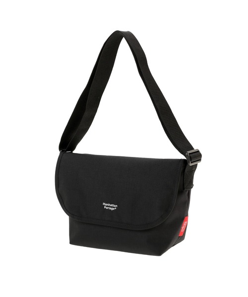 Manhattan Portage(マンハッタンポーテージ)の「Nylon Messenger Bag JR Back Pocket W/ Divider Magnet(メッセンジャーバッグ・メンズ・ブラック・SMALL)」の8枚目の写真