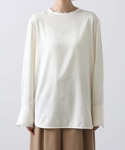 Gready Brilliant（グレディブリリアン）の「ＬＵサテンクルーブラウス（シャツ/ブラウス・レディース・ダークブラウン/アイボリー・38）」の13枚目の写真