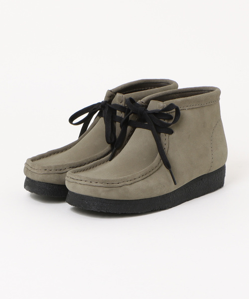 Clarks(クラークス)の「WALLABEE BOOT 26179322(モカシン/デッキシューズ・メンズ・グレー・6h/7/7h/8/8h/9/9h/10/6)」の2枚目の写真