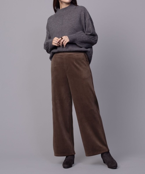 NAVY(ネイビー)の「nAvy 温℃ 裏ベロア あったか セミワイドパンツ(その他パンツ・レディース・ブラウン/ベージュ/ブラック・M/L)」の6枚目の写真