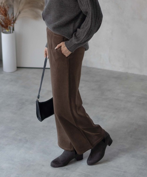 NAVY(ネイビー)の「nAvy 温℃ 裏ベロア あったか セミワイドパンツ(その他パンツ・レディース・ブラウン/ベージュ/ブラック・M/L)」の7枚目の写真