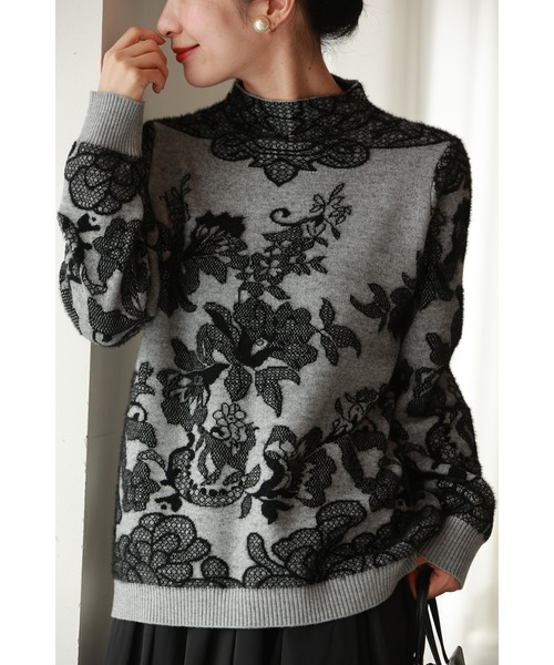 cawaii(カワイイ)の「優美なレース柄ニットプルオーバートップス(ニット/セーター・レディース・グレー・FREE)」の1枚目の写真