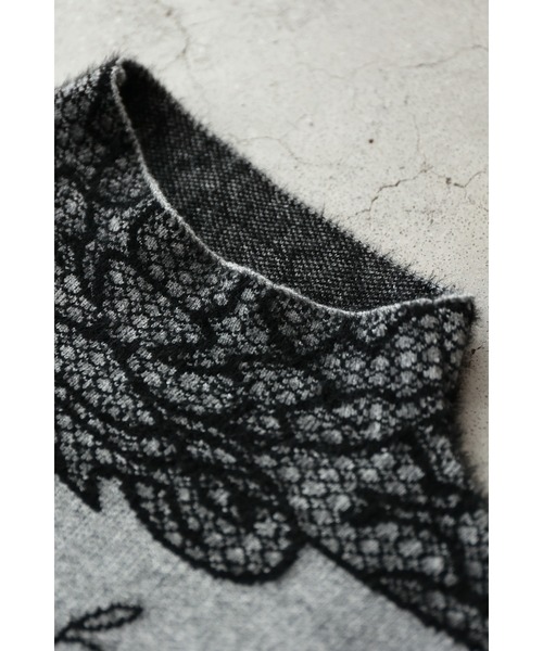 cawaii(カワイイ)の「優美なレース柄ニットプルオーバートップス(ニット/セーター・レディース・グレー・FREE)」の2枚目の写真