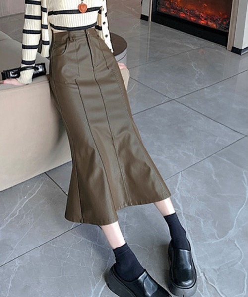 kirakiraShop(キラキラショップ)の「フェイク レザー ミモレ丈 マーメイド スカート(スカート・レディース・ブラウン/ブラック・S/M/L)」の15枚目の写真