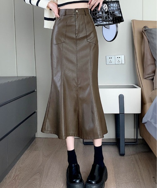 kirakiraShop(キラキラショップ)の「フェイク レザー ミモレ丈 マーメイド スカート(スカート・レディース・ブラウン/ブラック・S/M/L)」の17枚目の写真