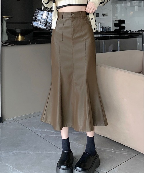 kirakiraShop(キラキラショップ)の「フェイク レザー ミモレ丈 マーメイド スカート(スカート・レディース・ブラウン/ブラック・S/M/L)」の18枚目の写真