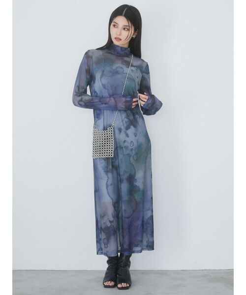 MURUA（ムルーア）の「ビーズボールチェーンバッグ（ショルダーバッグ・レディース・シルバー・FREE）」の2枚目の写真