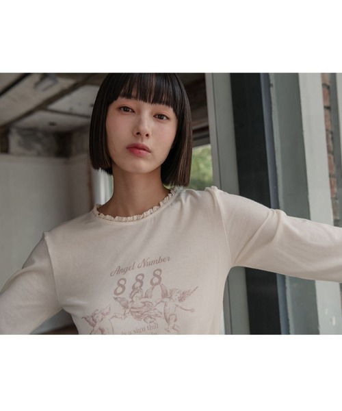 HIGH SCHOOL DISCO(ハイスクールディスコ)の「HIGH SCHOOL DISCO/エンゼルプリントロングスリーブ(Tシャツ/カットソー・レディース・クリーム/ブラック・FREE)」の8枚目の写真