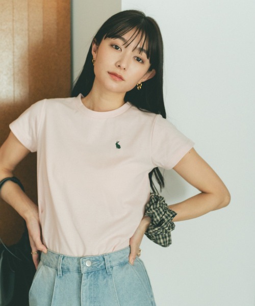 VANNIE U(ヴァニーユー)の「オーバルロゴT/ヴァニー刺繍T/コンパクトTシャツ(Tシャツ/カットソー・レディース・ブルー/ピンク系その他/ブルー系その他/ネイビー/ピンク/ホワイト・FREE)」の6枚目の写真