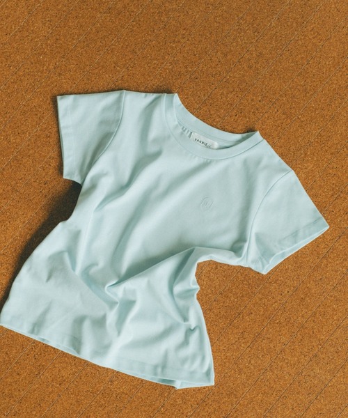 VANNIE U(ヴァニーユー)の「オーバルロゴT/ヴァニー刺繍T/コンパクトTシャツ(Tシャツ/カットソー・レディース・ブルー/ピンク系その他/ブルー系その他/ネイビー/ピンク/ホワイト・FREE)」の4枚目の写真