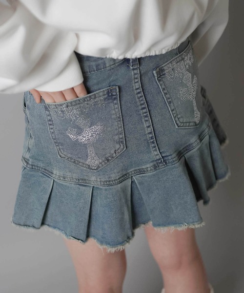 SPINNS(スピンズ)の「バックラインストーン デニムプリーツミニスカート(デニムスカート・レディース・ブラック/ブルー・ONESIZE)」の8枚目の写真