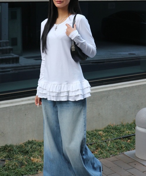 tinkerend(ティンカーエンド)の「Tiered Flare T-shirt / ティアードフレアTシャツ レイヤードトップス(Tシャツ/カットソー・レディース・ブラック/グレー/ホワイト・FREE)」の4枚目の写真