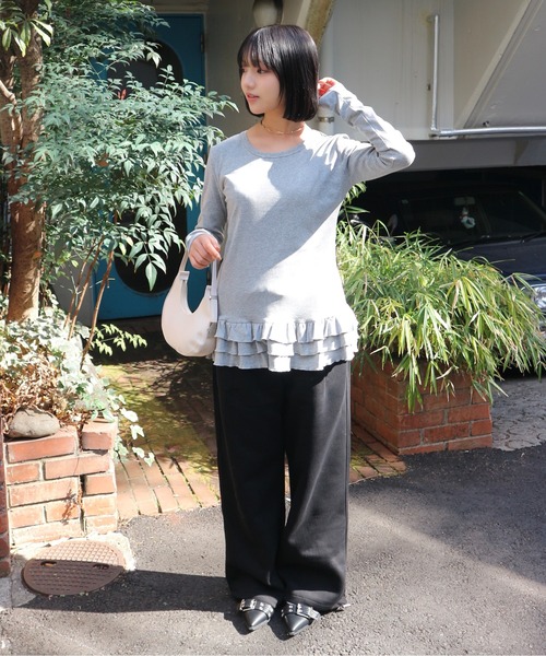 tinkerend(ティンカーエンド)の「Tiered Flare T-shirt / ティアードフレアTシャツ レイヤードトップス(Tシャツ/カットソー・レディース・ブラック/グレー/ホワイト・FREE)」の15枚目の写真