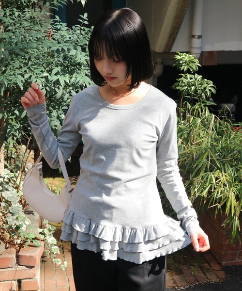 tinkerend(ティンカーエンド)の「Tiered Flare T-shirt / ティアードフレアTシャツ レイヤードトップス(Tシャツ/カットソー・レディース・ブラック/グレー/ホワイト・FREE)」の20枚目の写真