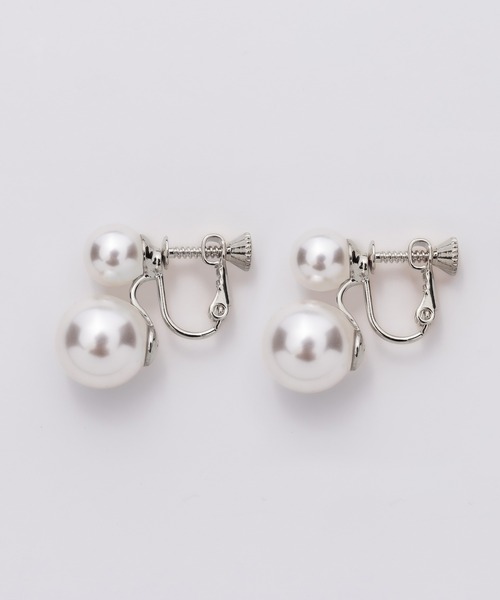 ciite' surgical stainless(シーテサージカルステンレス)の「【 金属アレルギー対応 】2連パールイヤリング サージカルステンレス (両耳用)(イヤリング・レディース・シルバー/ゴールド・FREE)」の1枚目の写真