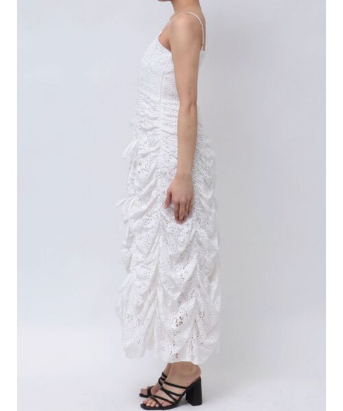 dazzlin(ダズリン)の「ギャザーリボンワンピース(ワンピース・レディース・ピンク/オフホワイト/ブラック・SMALL/MEDIUM)」の8枚目の写真