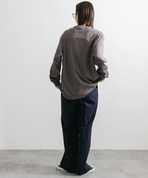 SENSE OF PLACE by URBAN RESEARCH（センスオブプレイスバイアーバンリサーチ）の「『ユニセックス』シシュウポンチロングTシャツ（Tシャツ/カットソー・メンズ・ライトベージュ/ブラック/ホワイト/チャコールグレー・MEDIUM/LARGE）」の14枚目の写真