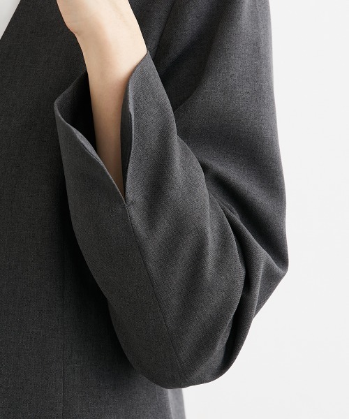 7days Life Styling(セブンデイズライフスタイリング)の「サイドスリットノーカラーロング丈ジャケット(ノーカラージャケット・レディース・ネイビー/チャコール・LL/S/M/L)」の13枚目の写真